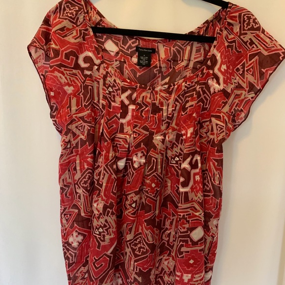 🔥5/$20🔥 Calvin Klein Cotton Berry Wine Ethnic Print Top - Picture 5 of 7